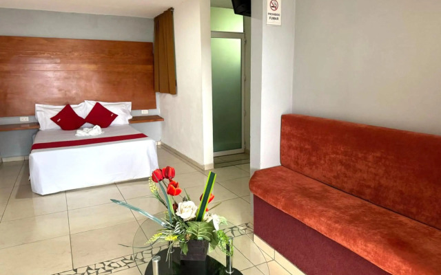 OYO Hotel Familiar Tollan