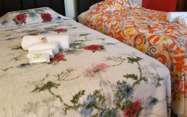 Posada De Santa Rosa Bed and Breakfast