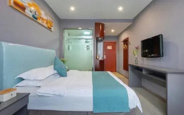 Shangpin Hotel (Zhuji High-speed Railway Station Powerlong Plaza)