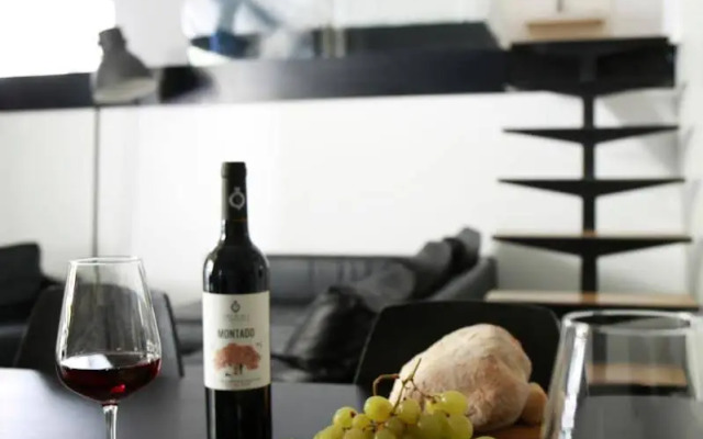 Hello Lisbon Santa Apolónia