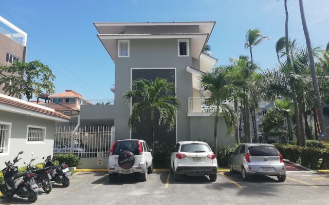 TrueCost Caribbean Paradise