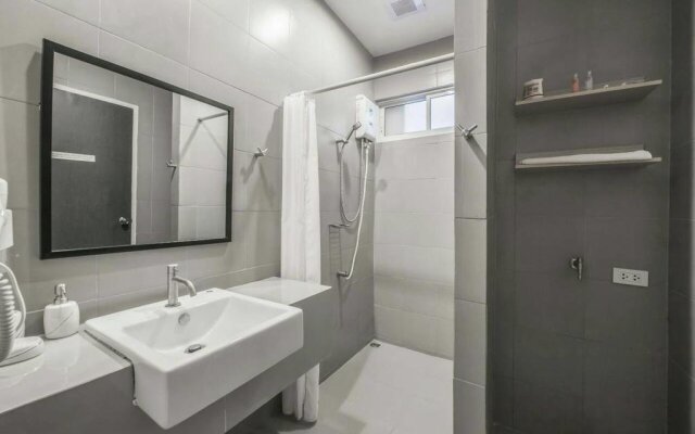 Plern Pailin Service Apartment