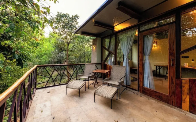 Kanha Jungle Camp