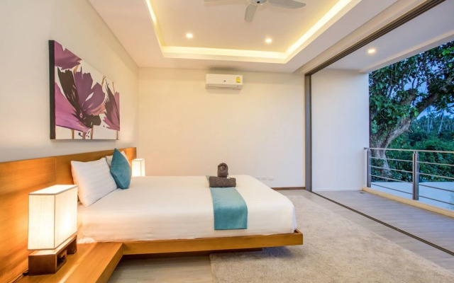 Trendy 4BR Villa Kari in KA Villas Rawai