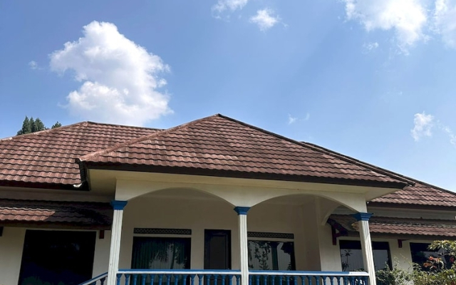 Capital O 93273 Rani Villa