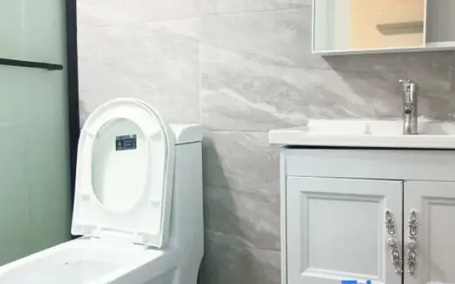 Lanxishe Homestay (Xiamen North Station Store)