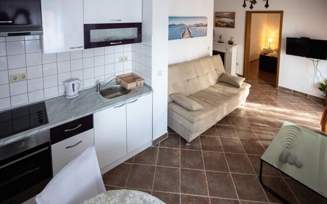 A1 - Modern Apartment With Balcony Near the Beach