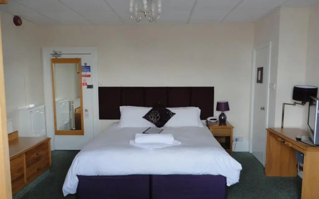 Albert & Victoria Hotel