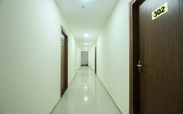 Varcity Bay By OYO Rooms