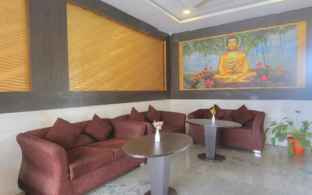 Capital O 15965 Hotel Nandi Gateway