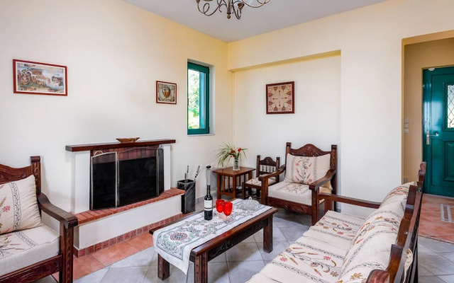 Anemos Villa in Salakos
