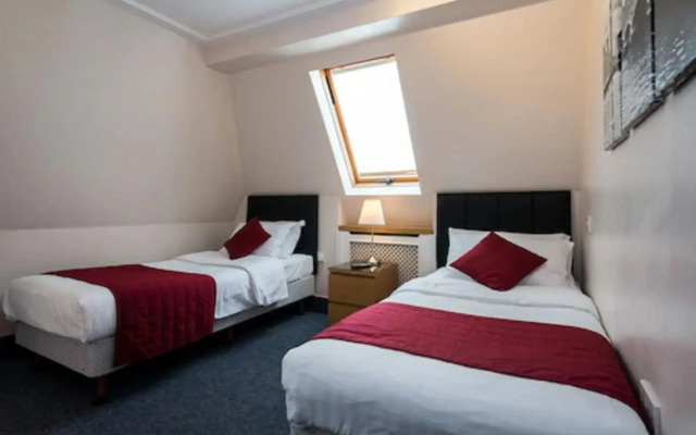 Adria Hotel
