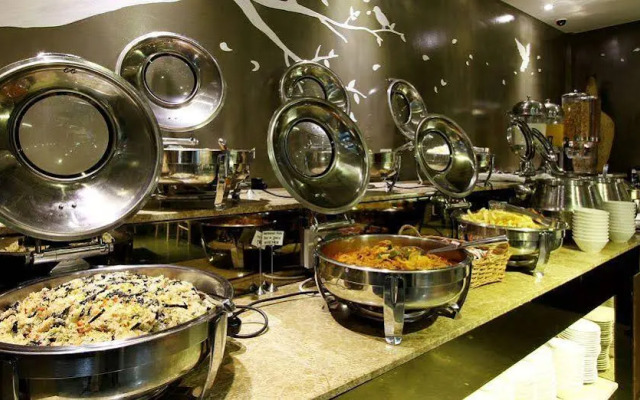 Rich Diamond Hotel