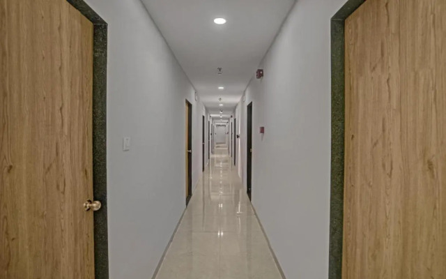 Itsy Hotels Natasha, Vesu, Surat