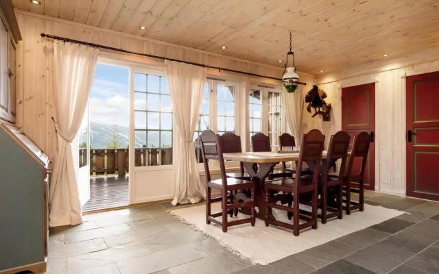 ReveEnka - cabin in Trysil with Jacuzzi for rent