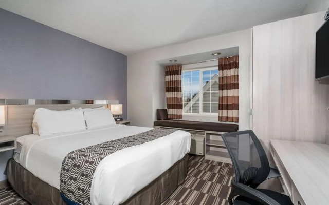 Microtel Inn & Suites By Wyndham Rochester Mayo C