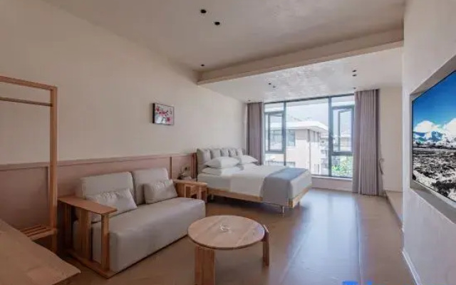 Shiyi Lanjí Vacation Apartment (Poshui Plaza)