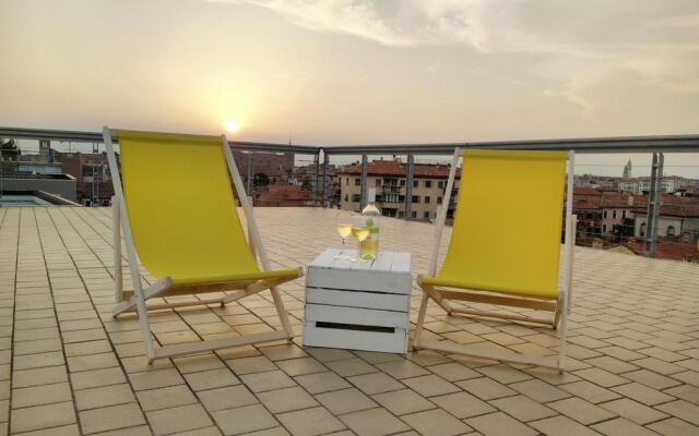 Sunny Terrace Hostel