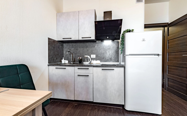ApartMe on Verkhne Kamenskaya Street