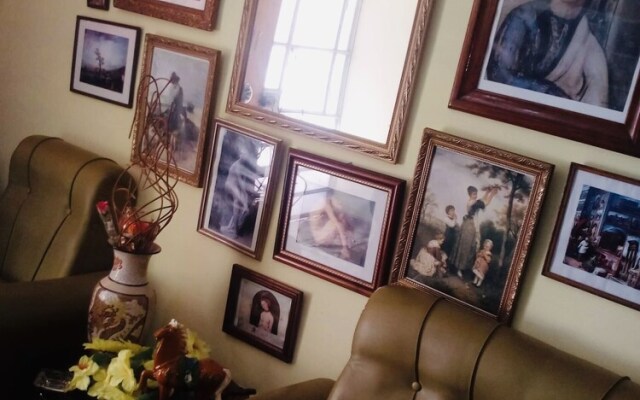 Don Gregori House