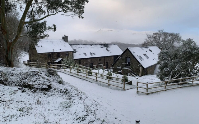 Hilltops Brecon Holiday Cottages