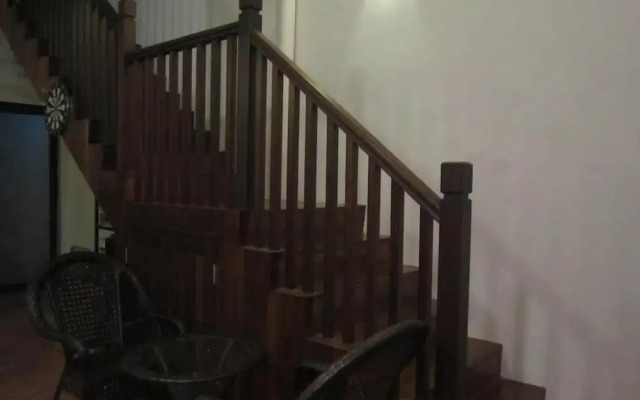 Thirty Three Stewart Houze - Hostel