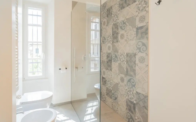 Enchanted Como City Apartment