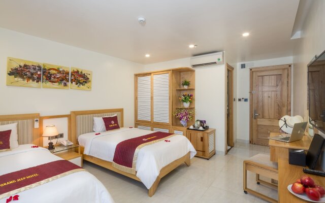 Grand Jeep Hotel Danang