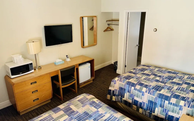 Green Acres Motel