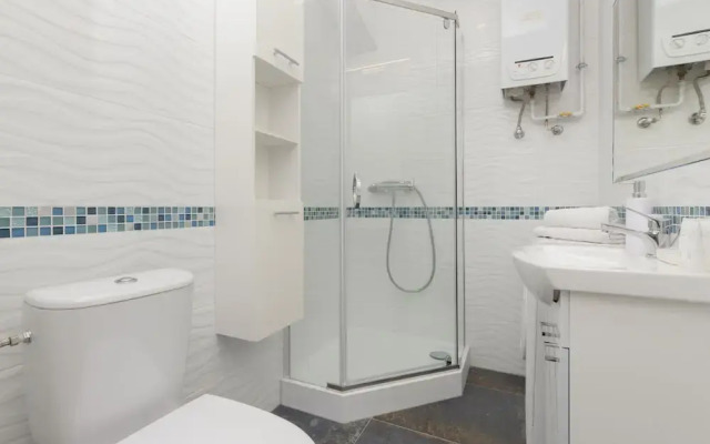 Studio for 4 Guests Gdynia by Renters