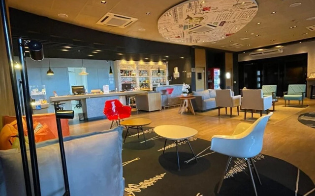 Hotel Oeste Plaza