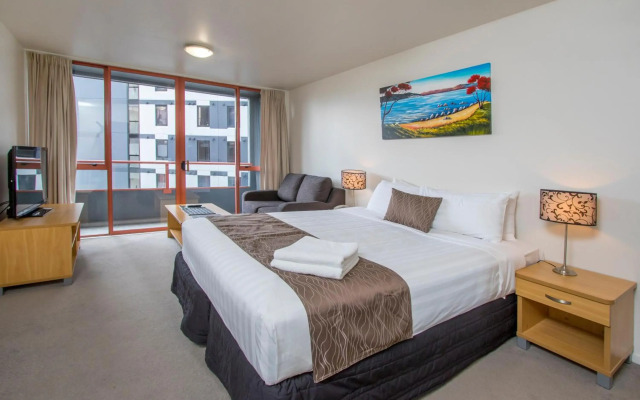 Crown on Cintra Lane Serviced Apartments
