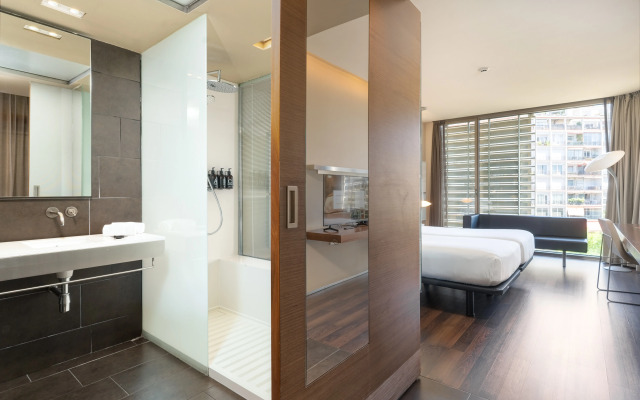 B-Hotel