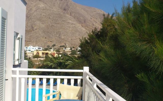 Spiros & Hiroko Hotel - Adults Only