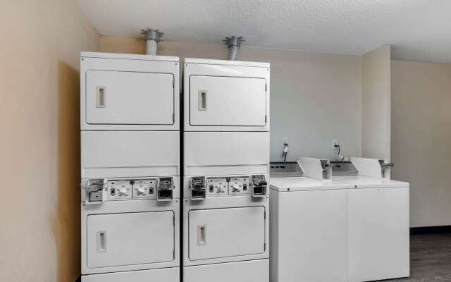 Comfort Suites DFW Airport