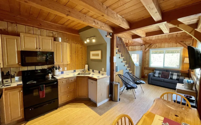 Best Coast Cabin