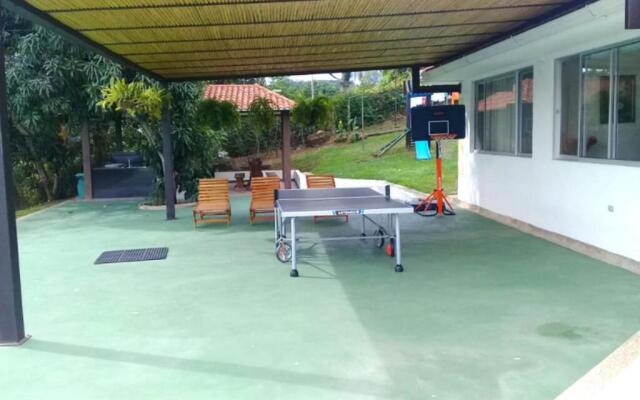 Casa Campestre con Piscina Privada Anapoima