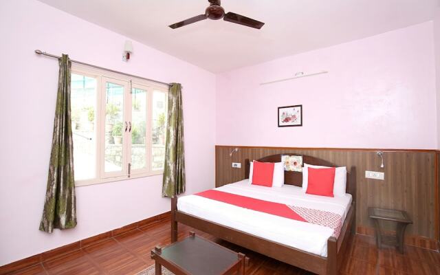 OYO 13404 Home Studios Mahal Farms Kasauli