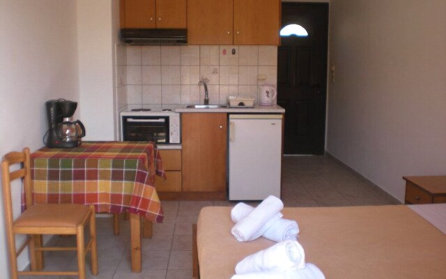 Lofos Apartments