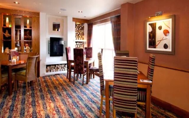 Premier Inn Christchurch / Highcliffe