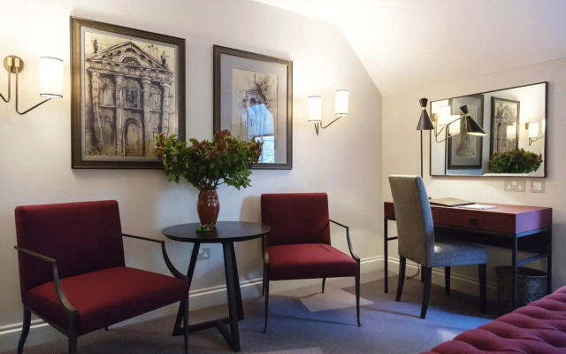 Old Parsonage Hotel
