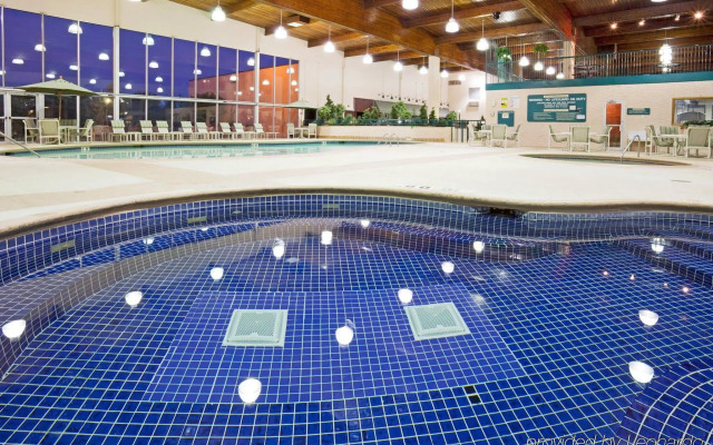 Holiday Inn Alexandria by IHG