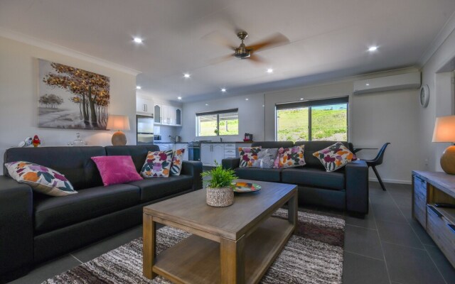 Yungaburra Lodge