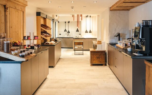 Arpuria l hidden luxury mountain home | Adults friendly