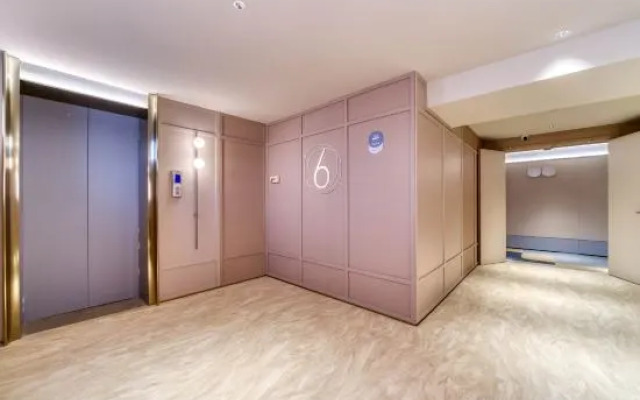 HanTing Hotel (Ningbo Tianyi Square Guogou Center)