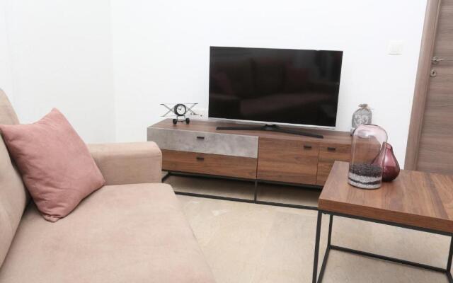 Mare Monte Luxury Apartments 2