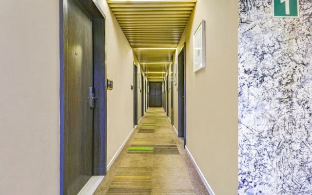 Fabhotel Prime Oasis Blue
