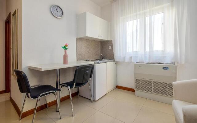 Apartments Toni 2000