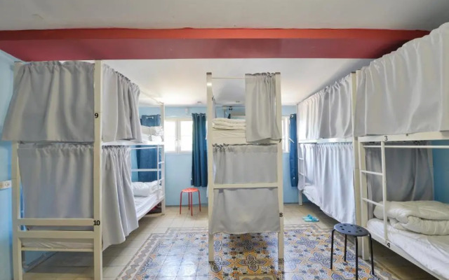 Roger's House Tel Aviv Hostel