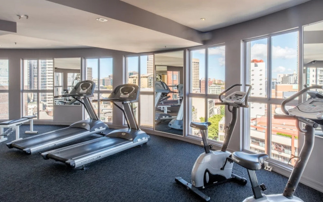 Southern Cross Suites Darling Harbour